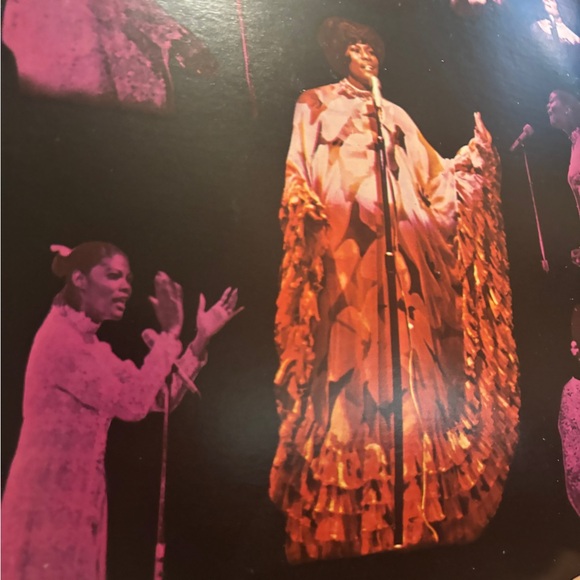 Dionne Warwicke Story A Decade Of Gold LP Vinyl Record. - Picture 4 of 6